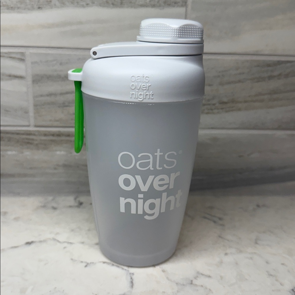 Oats Overnight Shaker Bottle